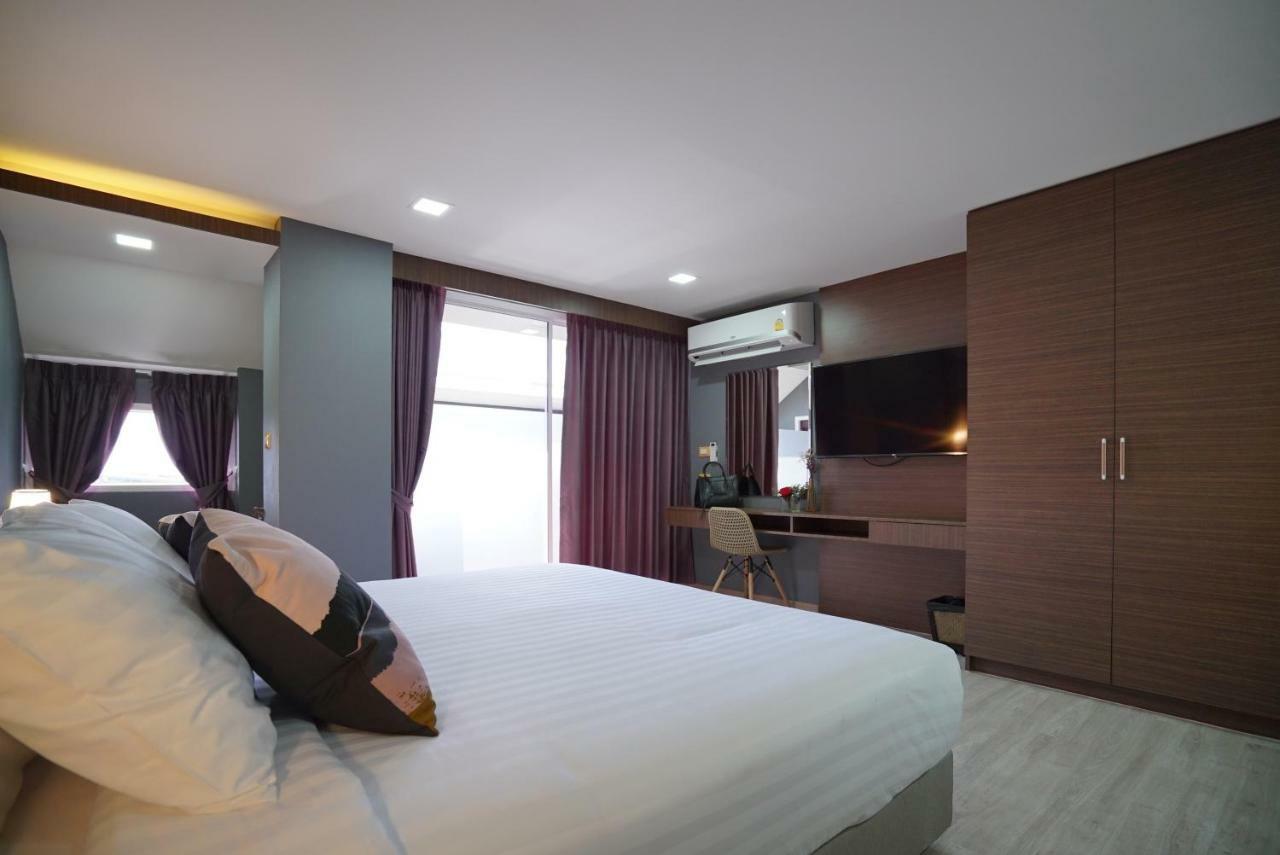 The Qube Fifty Hotel Bangkok Exteriér fotografie