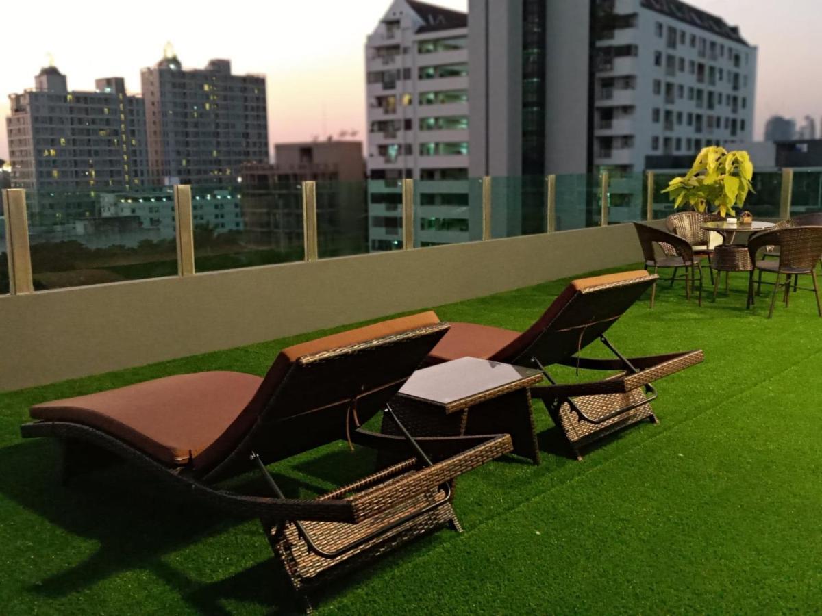 The Qube Fifty Hotel Bangkok Exteriér fotografie